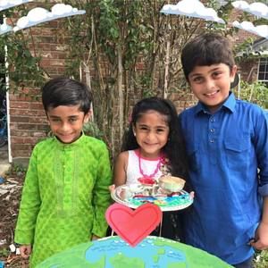 Meet your Posher, Amita